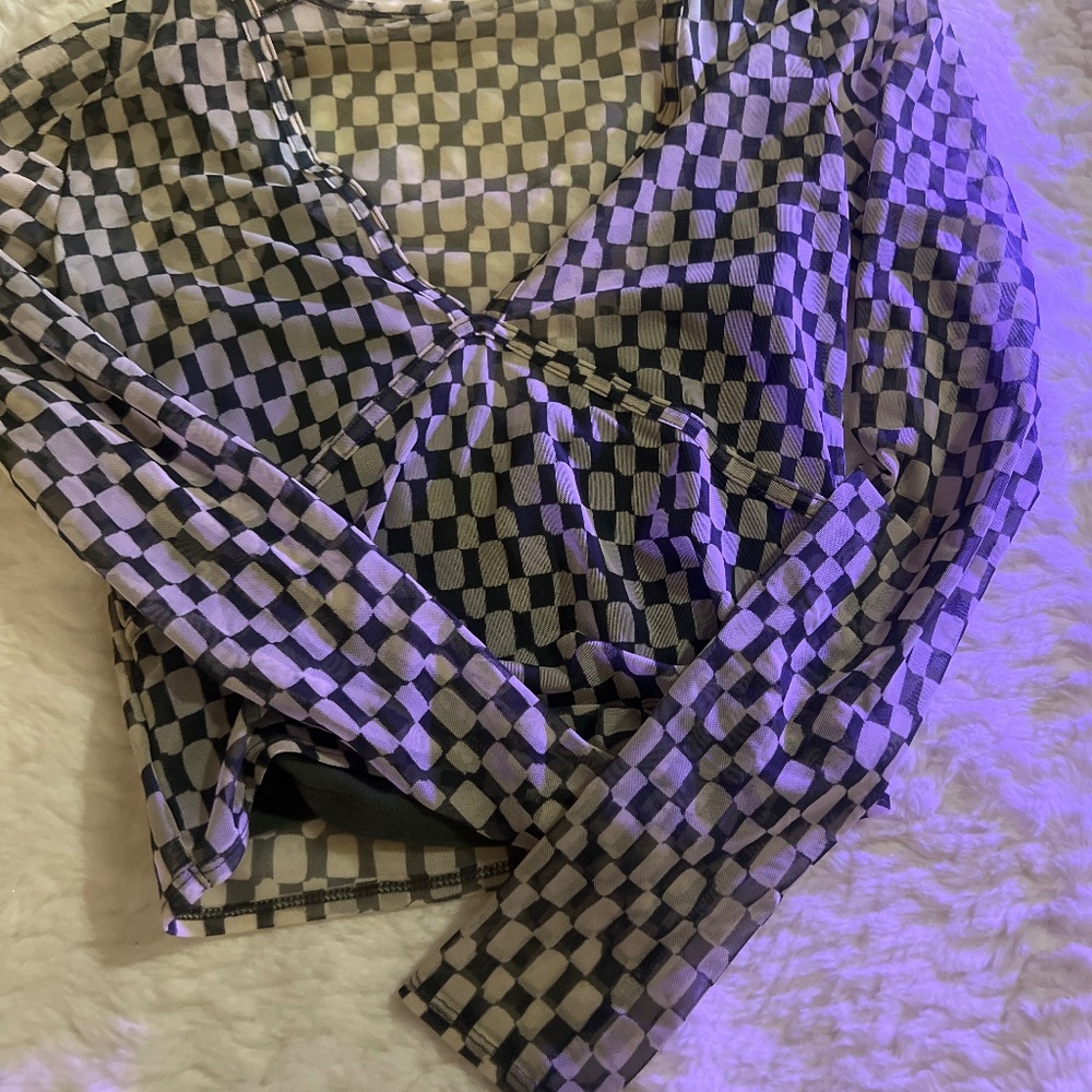 Checkered crop top long sleeve with tank top built into it